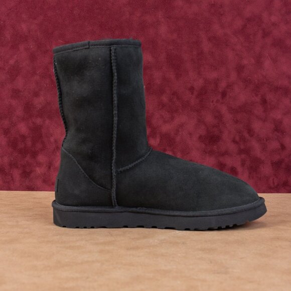 UGG Women Classic Short II Black Suede Shearling Lined Winter Boots sz 10 - Picture 8 of 8